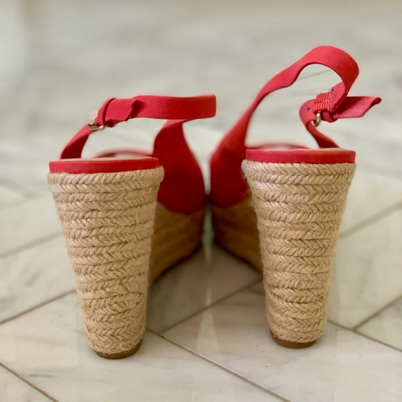 Dolce Vita orange wedge sling back sandals - Picture 5 of 6